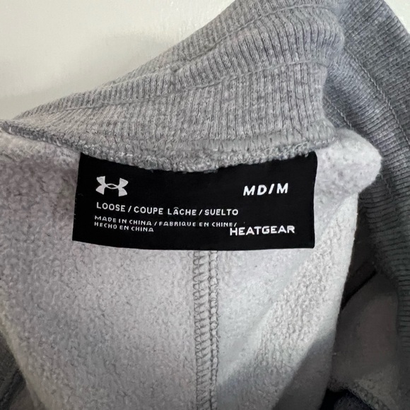 Men’s Grey under armour sweat shorts - Picture 4 of 4